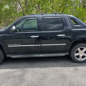 CHEVROLET AVALANCHE LTZ - 4