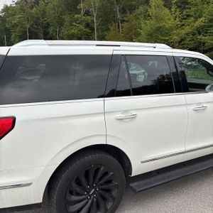 صورة 9 لـ 2021 Lincoln NAVIGATOR RESERVE