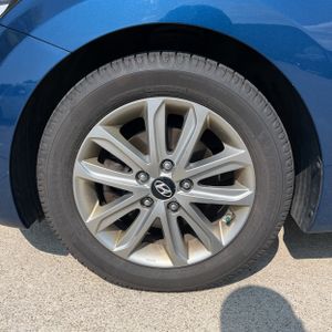 صورة مصغرة 17 لـ 2014 Hyundai ELANTRA SE