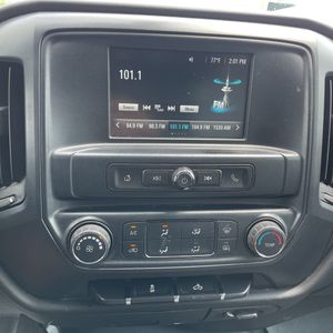 صورة مصغرة 40 لـ 2018 Chevrolet SILVERADO 1500 CUSTOM
