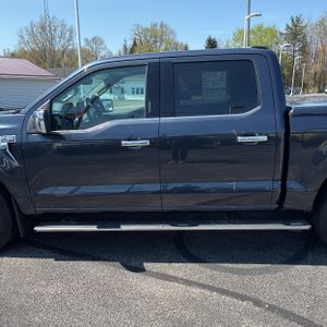 FORD F-150 LARIAT - 4