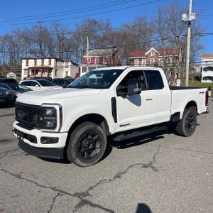 FORD F-250 SUPER DUTY LARIAT - 1