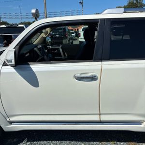 صورة 3 لـ 2010 Toyota 4RUNNER SR5