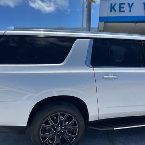 CHEVROLET SUBURBAN HIGH COUNTRY - 9