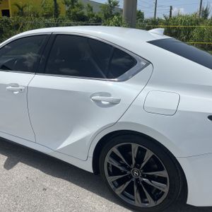 2023 Lexus IS 350 F SPORT photo 6