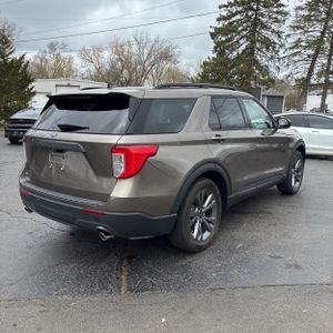 FORD EXPLORER XLT - 8