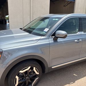 صورة 2 لـ 2025 KIA TELLURIDE S