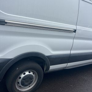FORD TRANSIT 150 - 9
