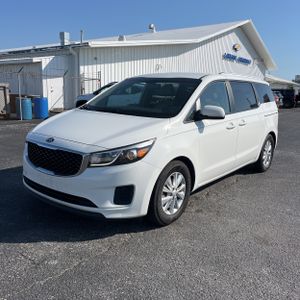 KIA SEDONA LX - 1