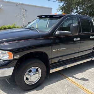 صورة 2 لـ 2003 Dodge RAM 3500 SLT/LARAMIE
