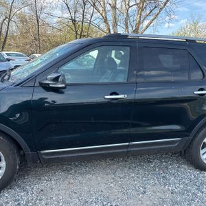 FORD EXPLORER XLT - 4