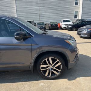 2017 Honda PILOT TOURING 缩略图 13
