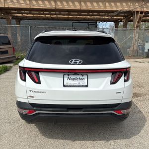 HYUNDAI TUCSON SEL - 7