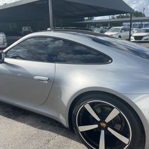 Porsche 911 Carrera - 6