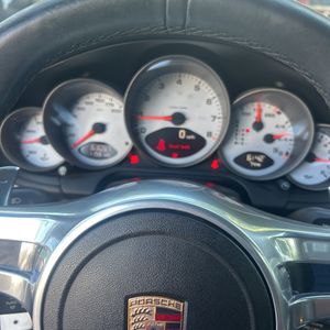 صورة 39 لـ 2008 Porsche 911 CARRERA 4S
