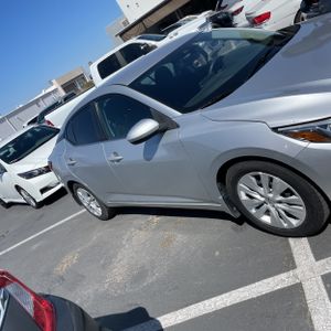 NISSAN SENTRA S - 10