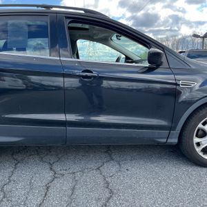 FORD ESCAPE SE - 8