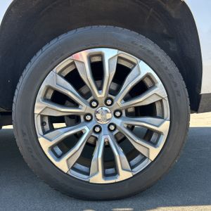 2018 Cadillac ESCALADE STANDARD 照片 18