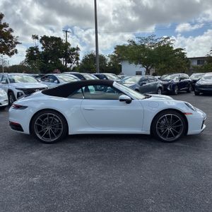 PORSCHE 911 CARRERA CABRIOLET - 10