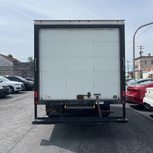 FORD E-350 CUTAWAY - 7