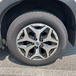 2024 Subaru FORESTER PREMIUM — миниатюра 18