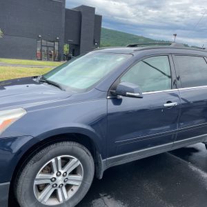 2015 Chevrolet TRAVERSE LT 照片 2