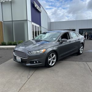 FORD FUSION SE - 1