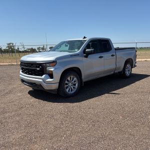 صورة 1 لـ 2022 Chevrolet SILVERADO 1500 CUSTOM