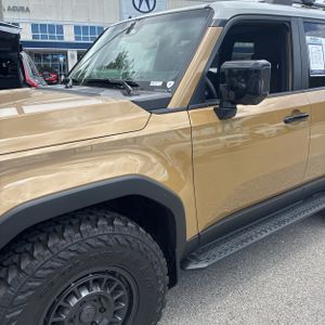 TOYOTA LAND CRUISER - 2