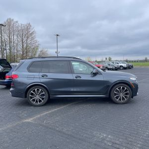 BMW X7 XDRIVE50I - 10