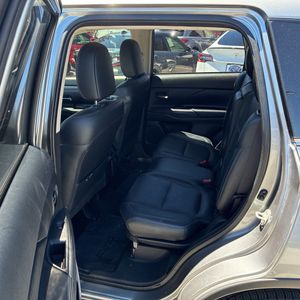 صورة مصغرة 34 لـ 2020 Mitsubishi OUTLANDER SEL