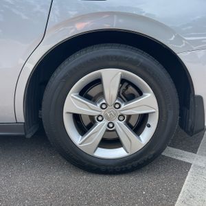 صورة 18 لـ 2019 Honda ODYSSEY EX-L