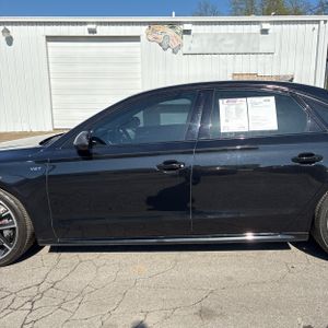 AUDI S8 4.0T PLUS - 4