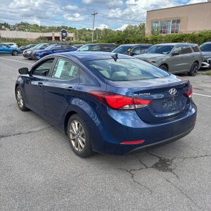 صورة 5 لـ 2015 Hyundai ELANTRA SE