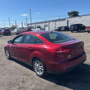 FORD FOCUS SE - 5