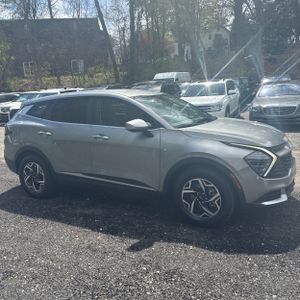 KIA SPORTAGE LX - 10