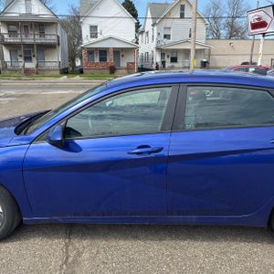 HYUNDAI ELANTRA SEL - 4