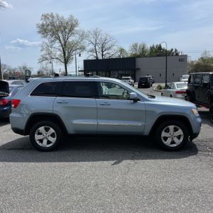 JEEP GRAND CHEROKEE LAREDO - 10