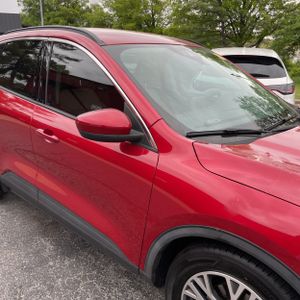 FORD ESCAPE SEL - 9