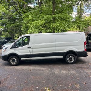 FORD TRANSIT 150 - 3