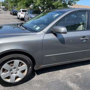 2009 Hyundai SONATA GLS 照片 2