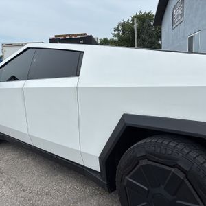 صورة 6 لـ 2024 Tesla CYBERTRUCK BASE