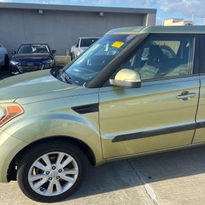 KIA SOUL + - 2