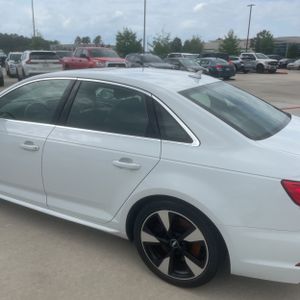 AUDI A4 2.0T PREMIUM - 6