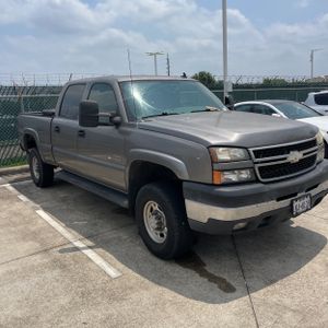 CHEVROLET SILVERADO - 10