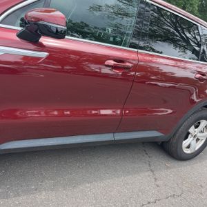 صورة 4 لـ 2025 KIA SORENTO LX