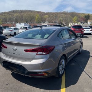 HYUNDAI ELANTRA VALUE EDITION - 8