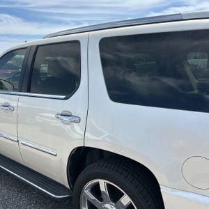 CADILLAC ESCALADE LUXURY - 6