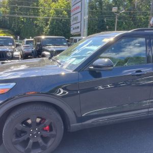 FORD EXPLORER ST - 2