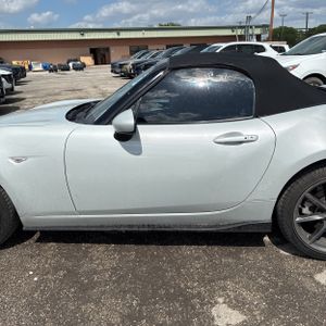 MAZDA MX-5 MIATA GRAND TOURING - 4